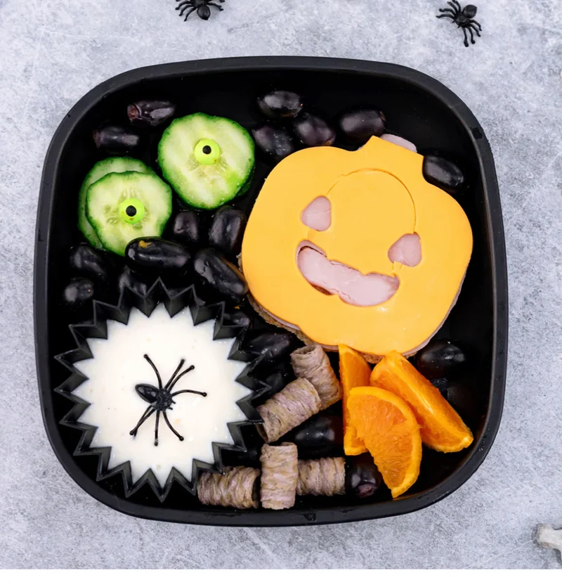 Lunch Punch Halloween Bento Set - Ausstecher, Spieße und Förmchen