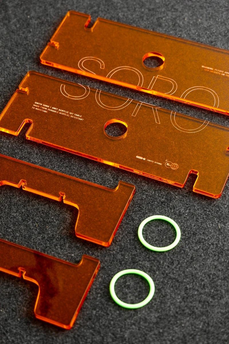 SORO Acrylic