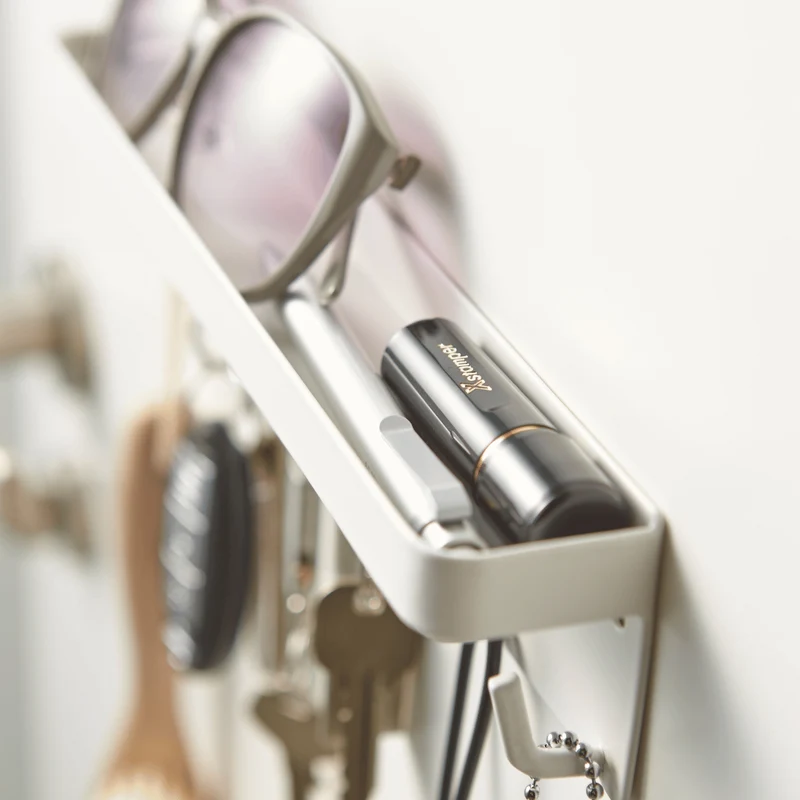 SMART Magnetischer Schlüsselhalter mit Ablage – Weiß