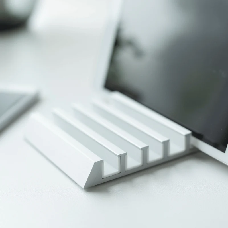TOWER Tablet und Smartphone Ständer - Weiss