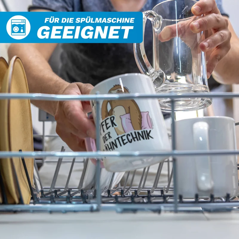 Lustige Keramiktasse mit verschiedenen Motiven