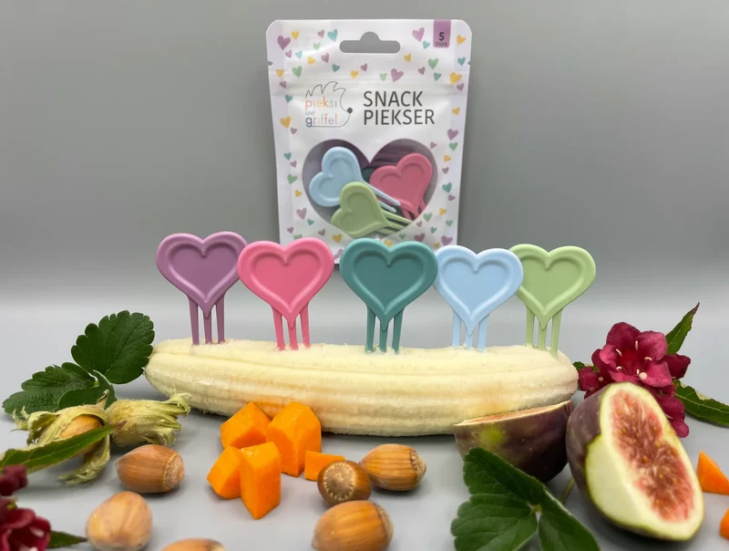 Herz Snackpiekser "Love is all we need" von Pieksi & Griffel, 5er Set
