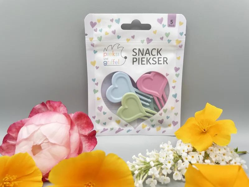 Herz Snackpiekser "Love is all we need" von Pieksi & Griffel, 5er Set