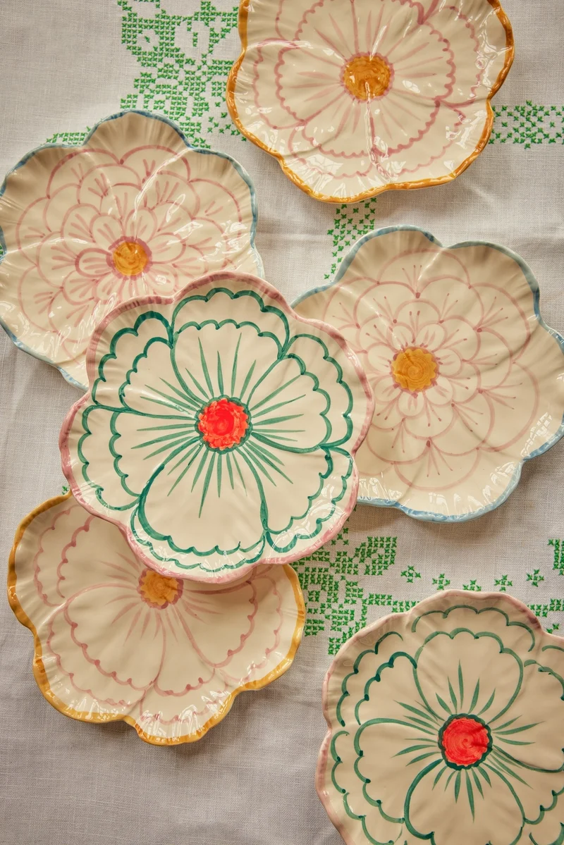 Blume Keramik Beilagenteller - versch. Farben - Hand-painted