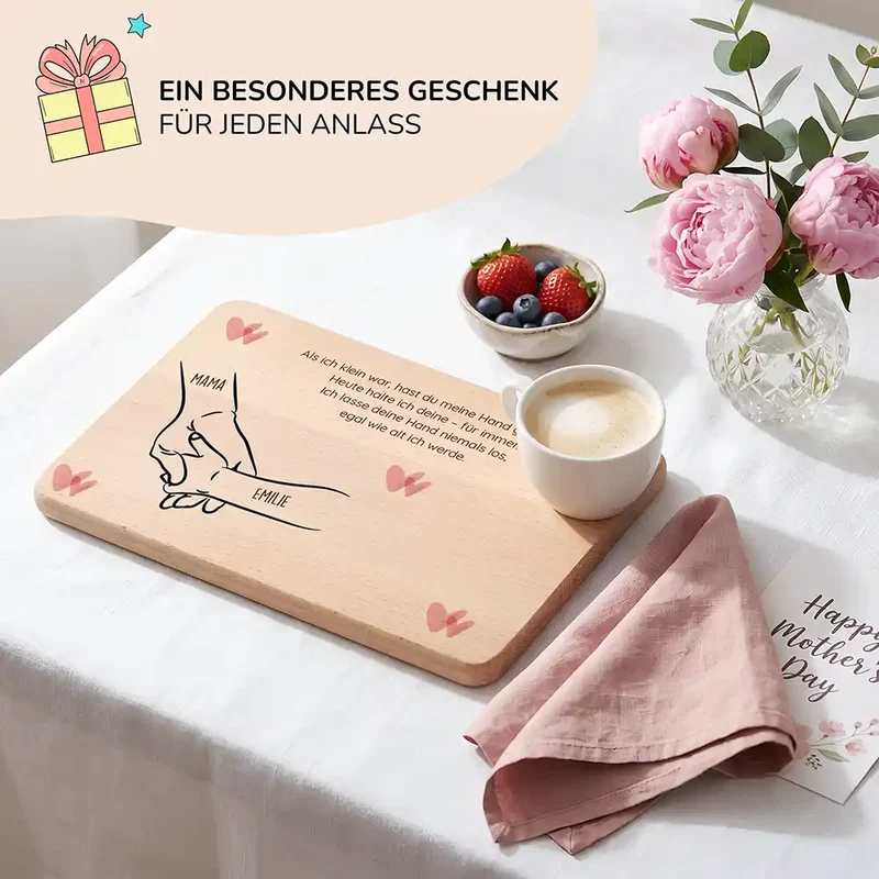 Personalisiertes Frühstücksbrettchen Muttertag – Hand in Hand Boho