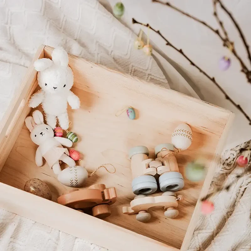 Osterkiste Holz personalisiert - Fliegen-Häschen