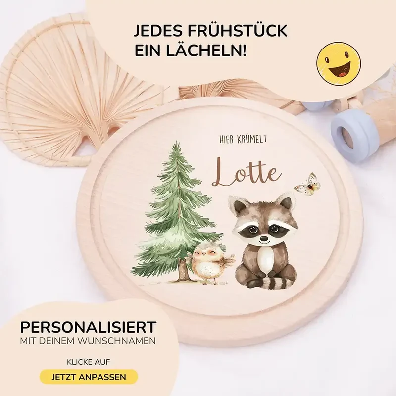 Rundes personalisiertes Frühstücksbrettchen Waschbär und Vogel mit Namen für Kinder
