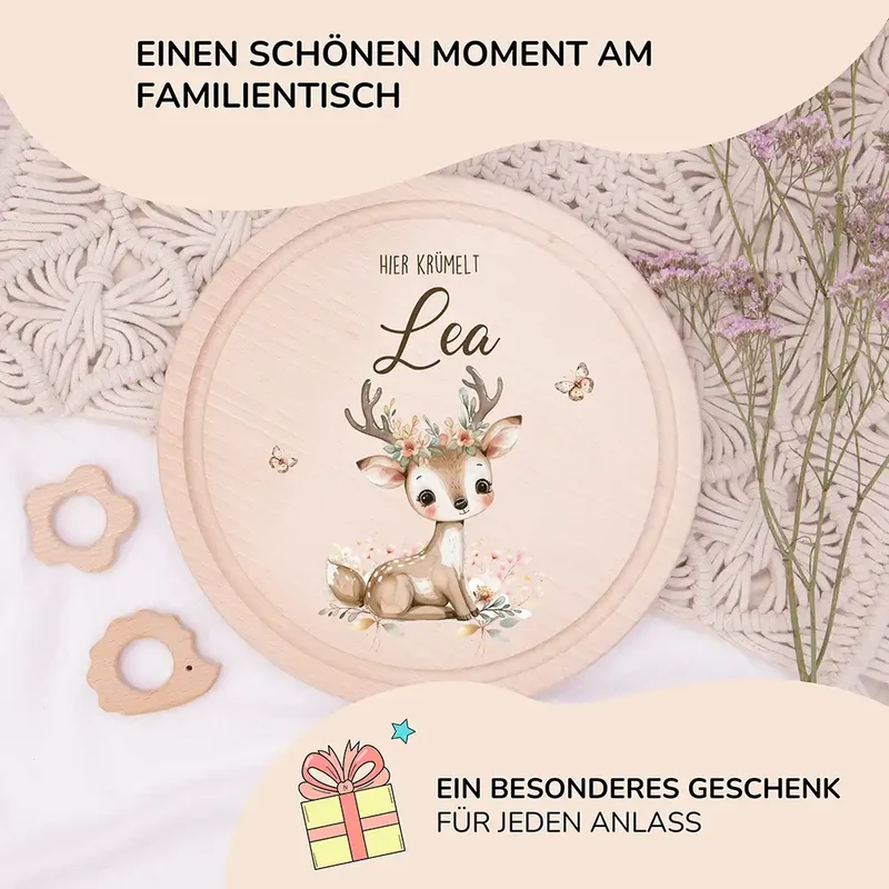 Rundes personalisiertes Frühstücksbrettchen Reh im Wald mit Namen für Kinder