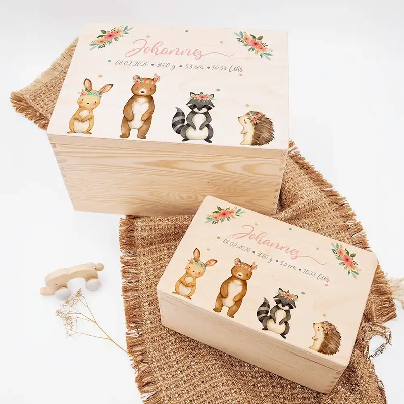 Personalisierte Erinnerungskiste Woodland Tierfamilie