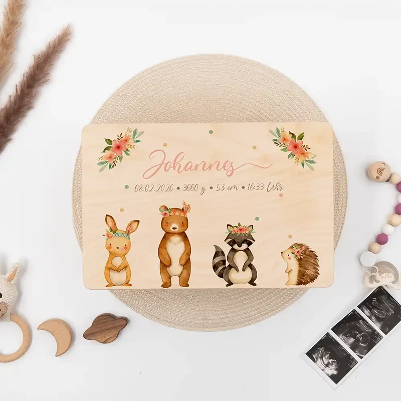 Personalisierte Erinnerungskiste Woodland Tierfamilie