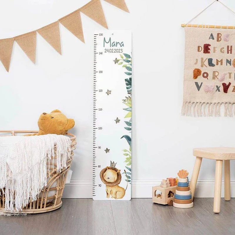 Erste Schritte Bundle - Safari Löwe: Messlatte, Kindergarderobe, Erinnerungsbox