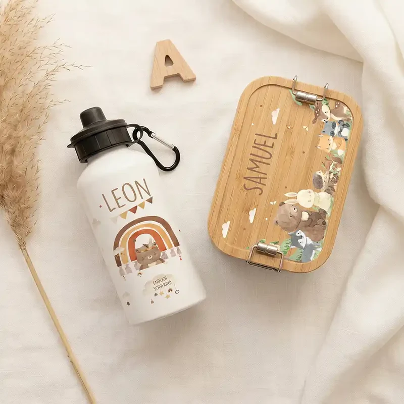 Personalisierte Trinkflasche Kinder – Bär Regenbogen Schulkind
