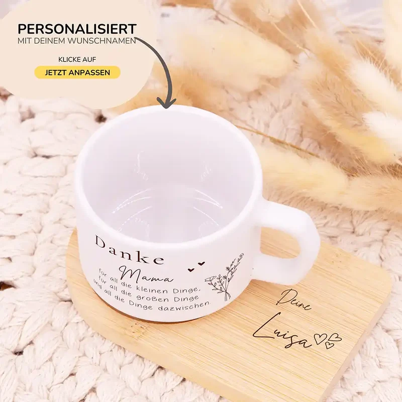 Muttertagsgeschenk Keramikbecher mit Untersetzer – Danke Mama mit Wildblumenstrauß