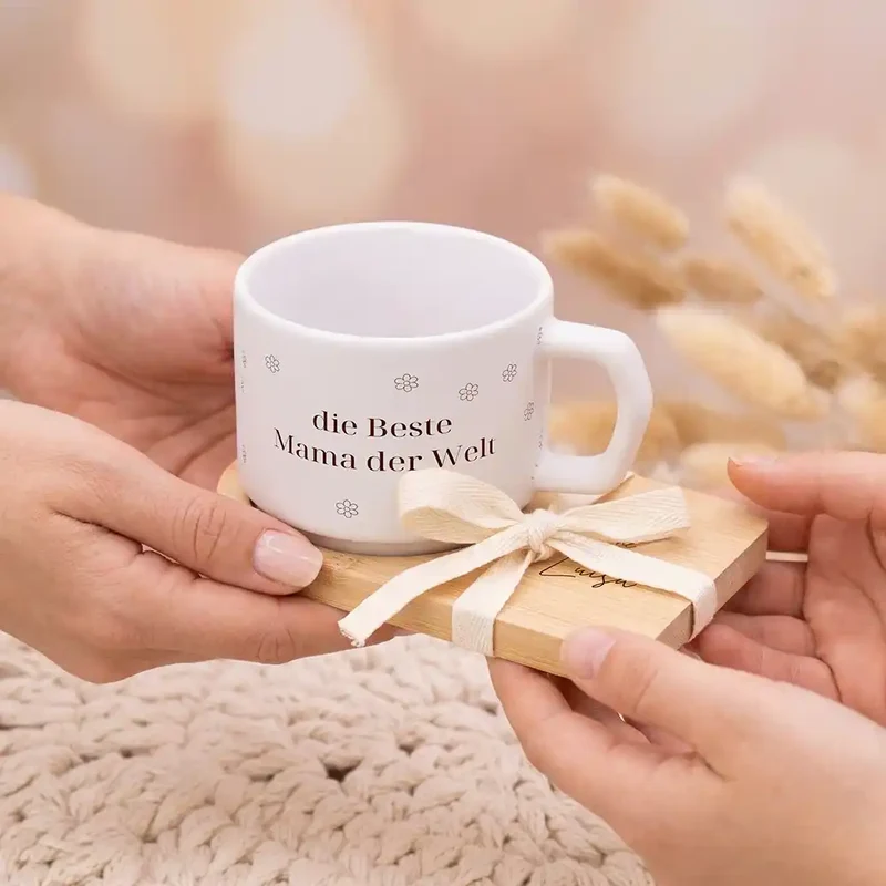 Muttertagsgeschenk Keramikbecher mit Untersetzer – Beste Mama Blümchen