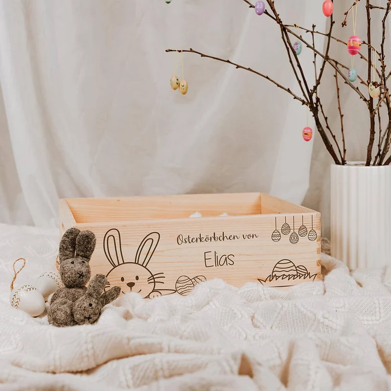 Osterkiste Holz personalisiert - Der lächelnde Hase