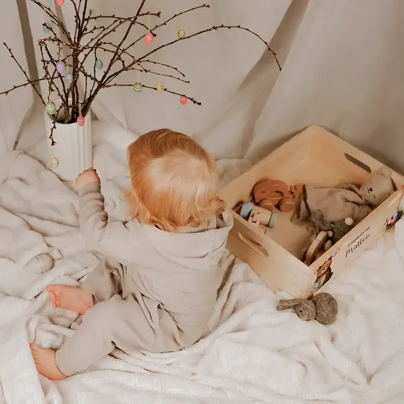 Osterkiste Holz personalisiert - Wolkenbär & Eiernest