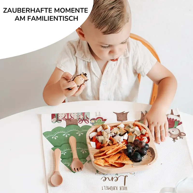 Tischset Kinder personalisiert Weihnachtsmotiv - Weihnachtsmärchen im Tierwald