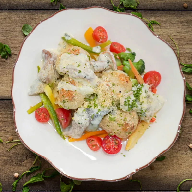 Healthy Chicken And Mushroom "Alfredo" W/ Seasonal Vegetable