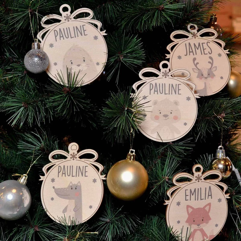 Weihnachtskugeln Robbe aus Holz personalisiert