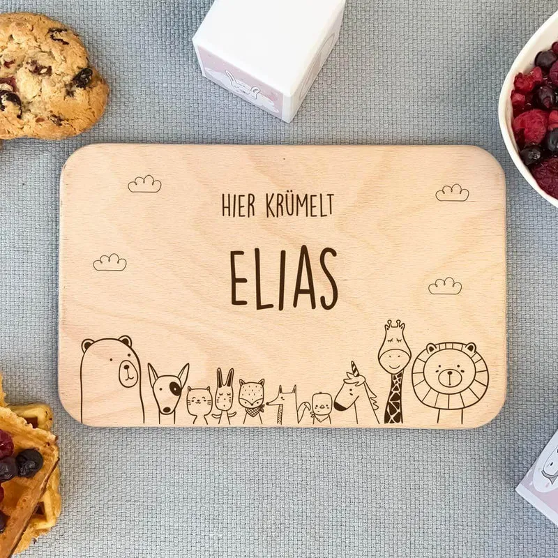 Frühstücksbrettchen Holz personalisiert Tierfamilie Krümelt