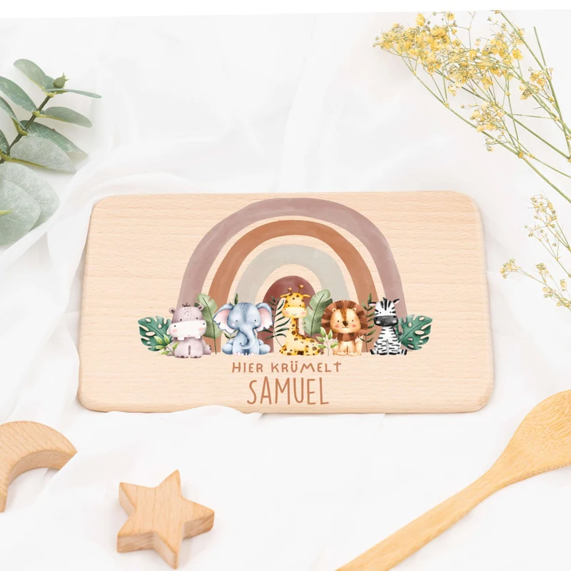 Frühstücksbrettchen Holz personalisiert - Tierfamilie unter Regenbogen