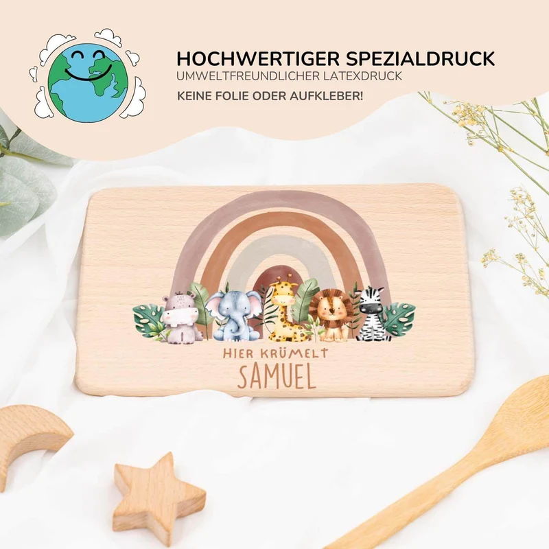 Frühstücksbrettchen Holz personalisiert - Tierfamilie unter Regenbogen