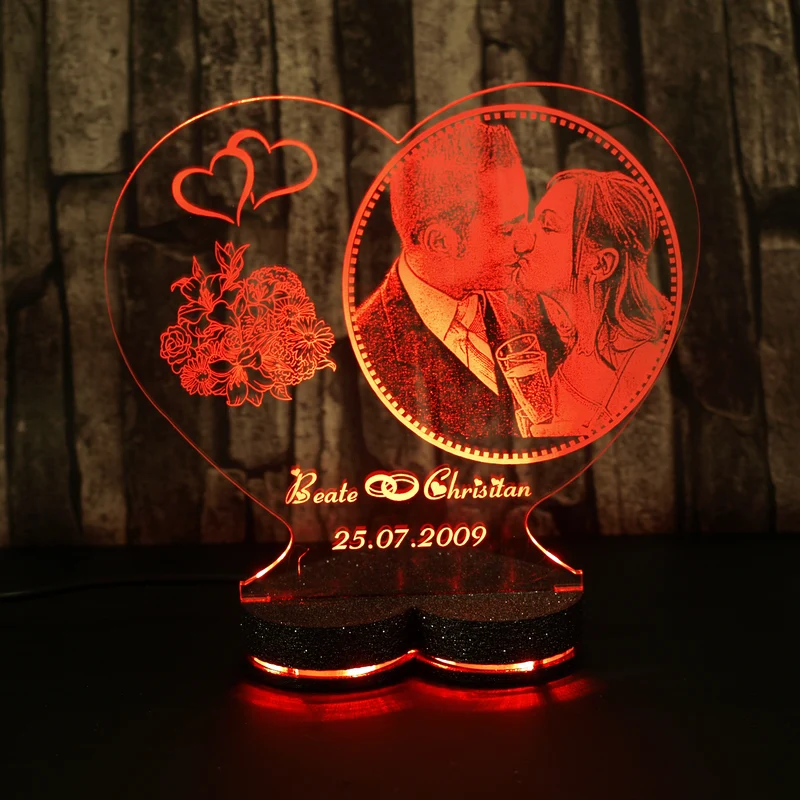 Aufsteller Herzsockel Gravur LED-Beleuchtung „Ich liebe dich“ | 125 × 135 mm | 150 × 157 mm