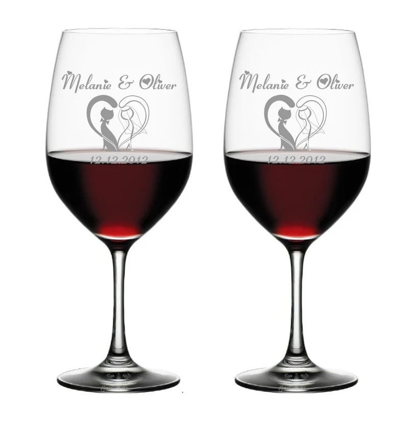 Geschenkset: Rotwein mit Weingläsern und Geschenkkiste inklusive Gravur