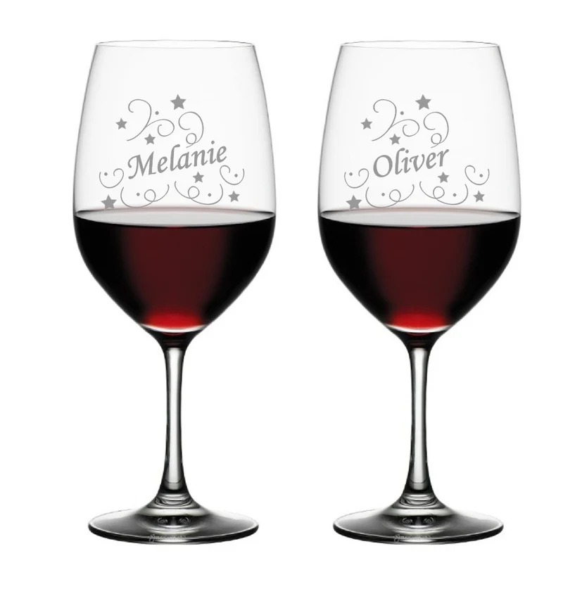Geschenkset: Rotwein mit Weingläsern und Geschenkkiste inklusive Gravur