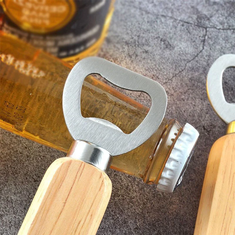 Personalisierter Flaschenöffner aus Holz und Edelstahl