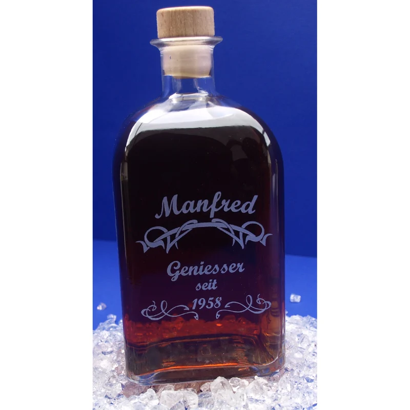 Whiskyflasche mit Gravur