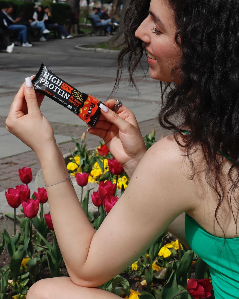 BIO High Protein Chocolate Covered Bar with Peanuts