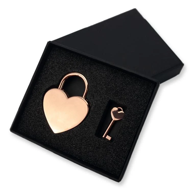 Liebes Schloss mit Gravur in verschiedenen Farben inkl. Geschenkbox und Schlüssel