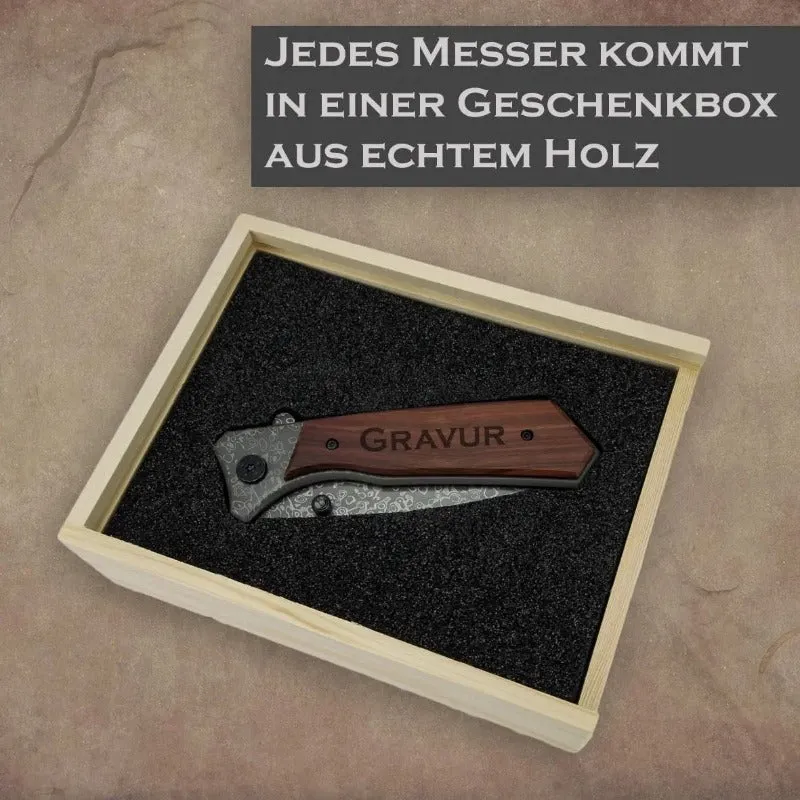 Jagdmesser mit Gravur in Damaszeneroptik