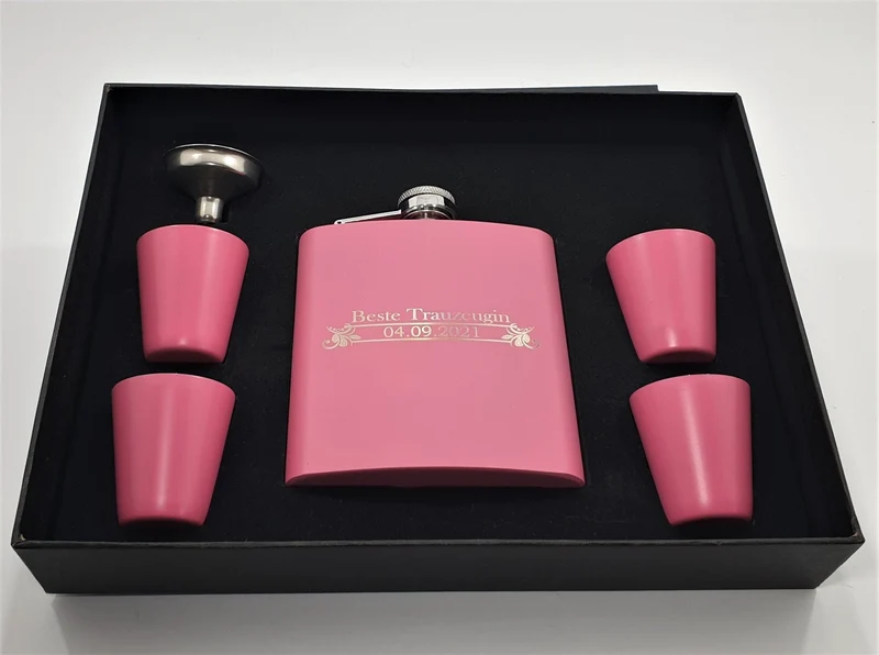 Flachmann mit Gravur in Pink, 170 ml inkl. Geschenkbox, 4 Becher und Trichter