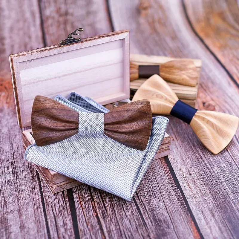 Fliege aus Holz im Set inkl. Einstecktuch in Holz-Geschenkbox