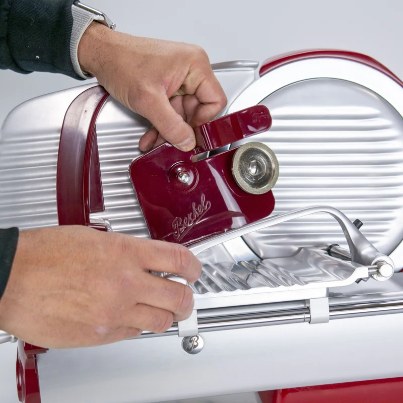 Schleifaufsatz für Berkel Aufschnittmaschinen Home Line 200 und 250