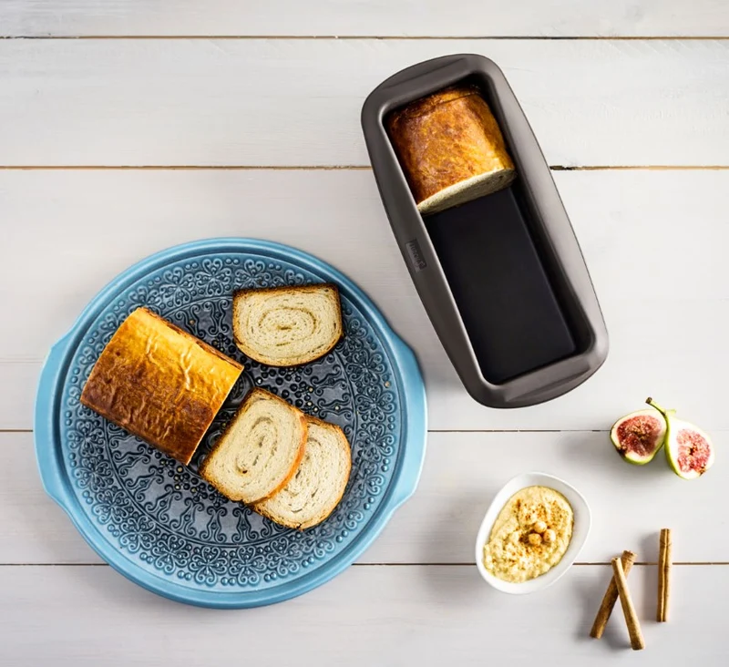 Silikon-Kastenform 25x9x6,5cm - Backform für Brot, Kastenkuchen und mehr