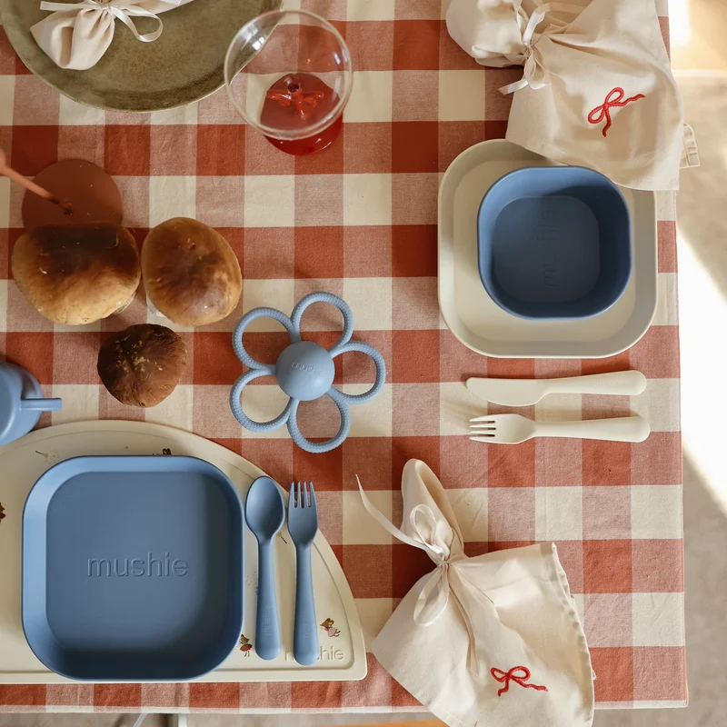 Mushie Plates Square Liste #437044