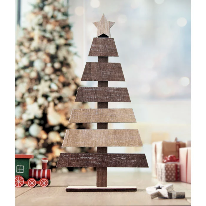 Puinen Weihnachtsbaum aus Holz