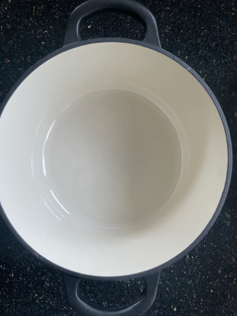 Bräter Gusseisen rund 26 cm 4,8 l. schwarz